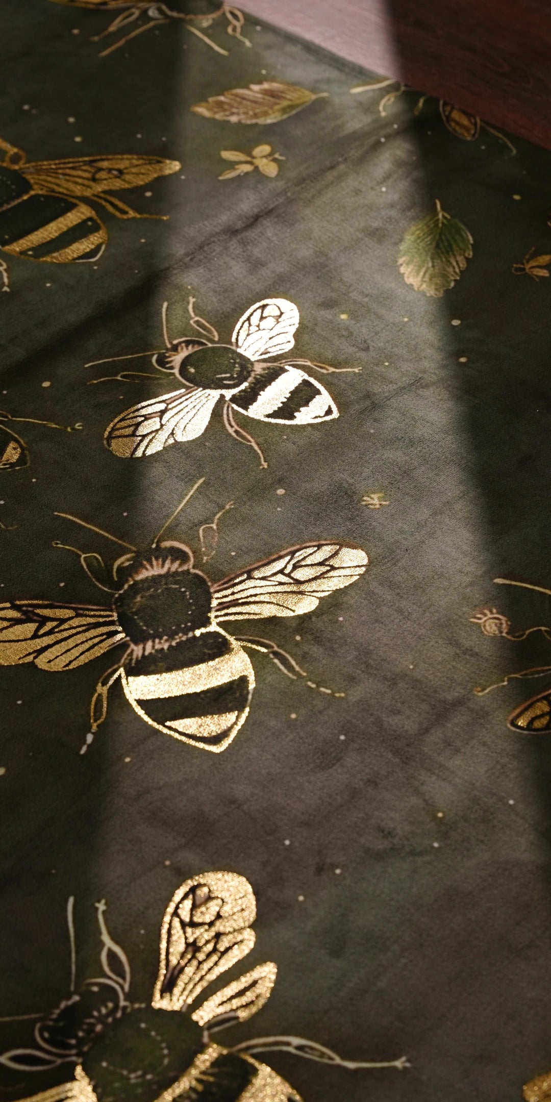 Queen's Honeycomb