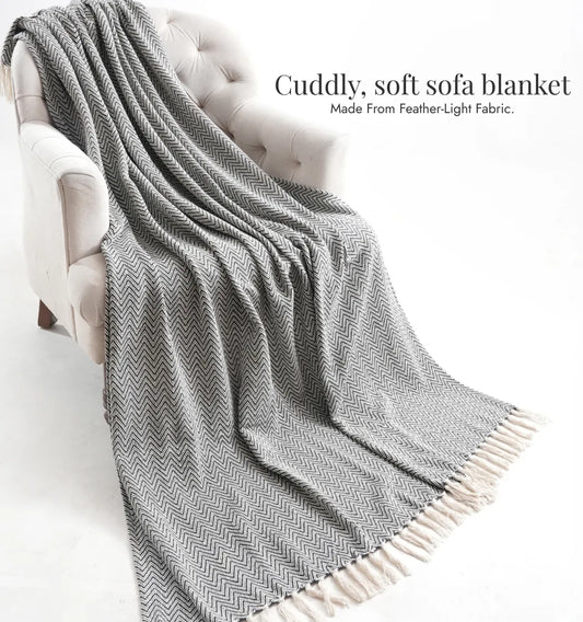 Cloudy Sofa Blanket - Charcoal Mist Zigzag