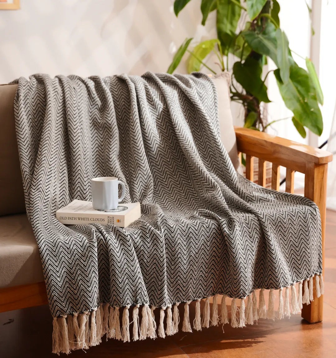 Cloudy Sofa Blanket - Charcoal Mist Zigzag