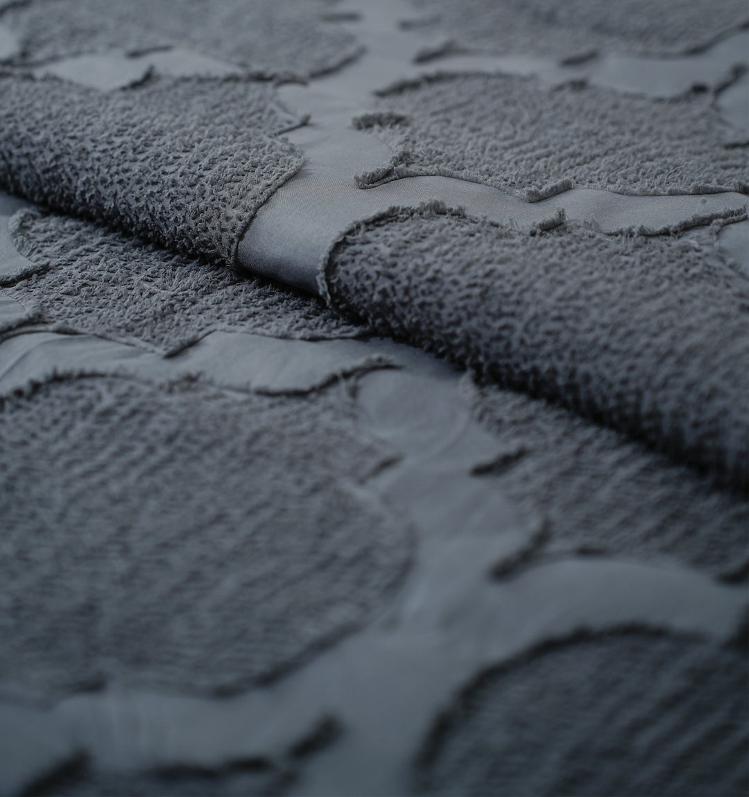 Midnight Air Threaded Comforter - Black Currant