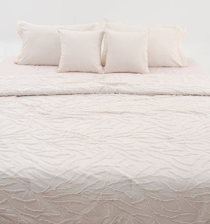 Midnight Air Threaded Comforter - Vanilla